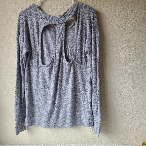Athleta Gray Long Sleeve Top - Picture 2 of 7